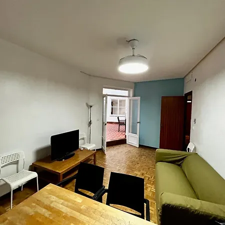 Homestay Tu En Plaza Palillero *